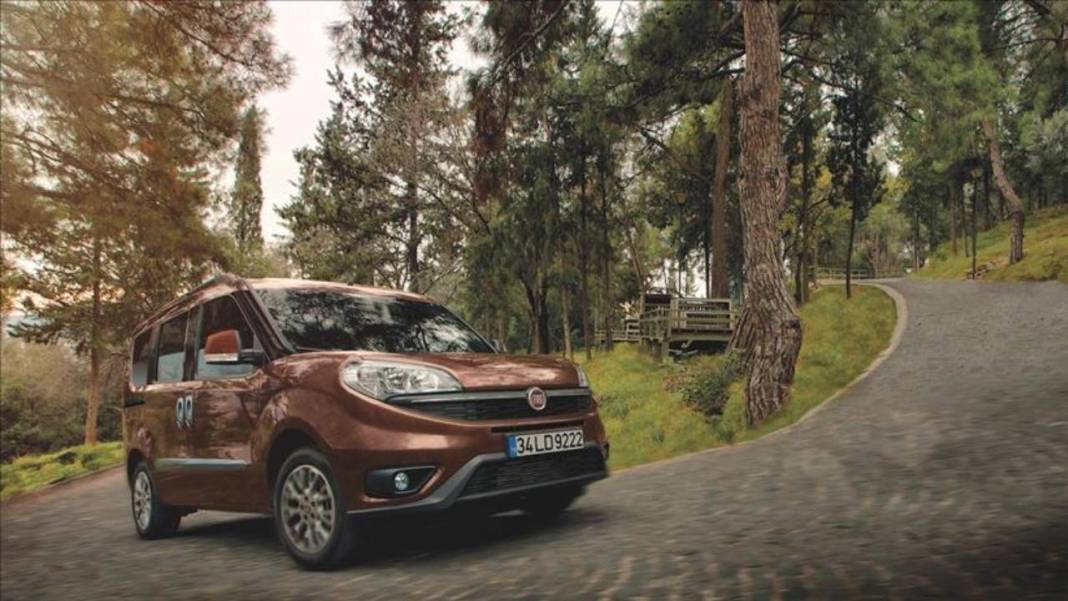 Fiat Doblo’ya dev kampanya: 894 bin TL’lik araca 75 bin TL indirim! 5